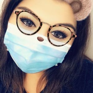 Meet your Posher, Nancy